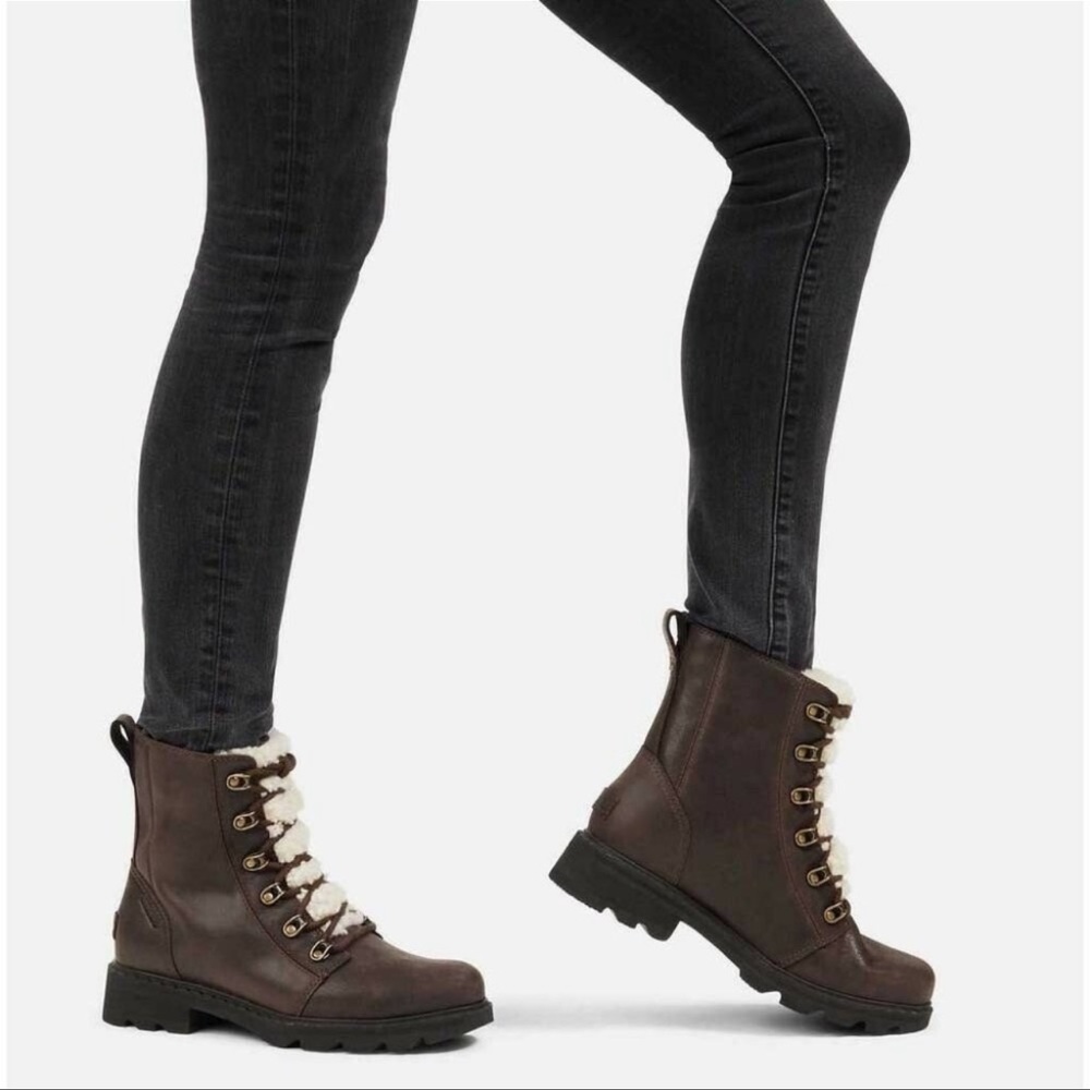 NWT SOREL Lennox shearling combat boots